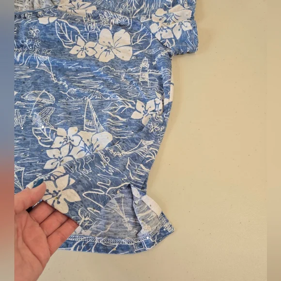 Cathy Daniels Blue Floral Blouse with Sequin Detail 2X - Picture 10 of 12